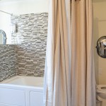 Front view of the bathtub in the Bourbon Room.